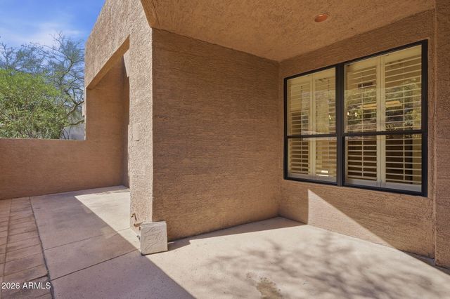 25555 N WINDY WALK Drive 30, Scottsdale, AZ 85255