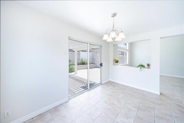 877 Willowcreek, Corona, CA 92878