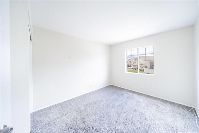 877 Willowcreek, Corona, CA 92878