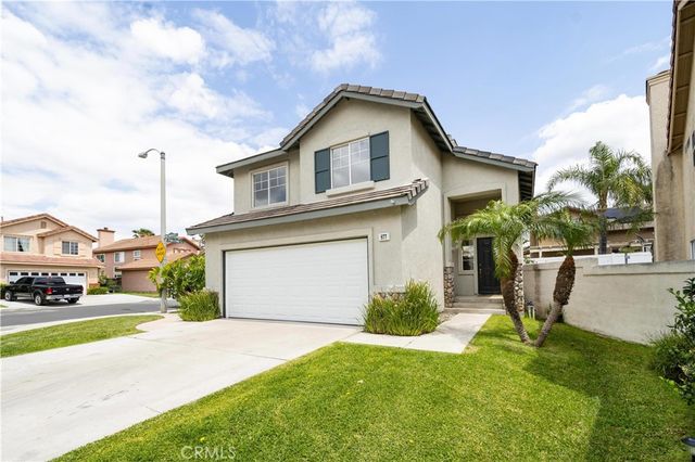 877 Willowcreek, Corona, CA 92878