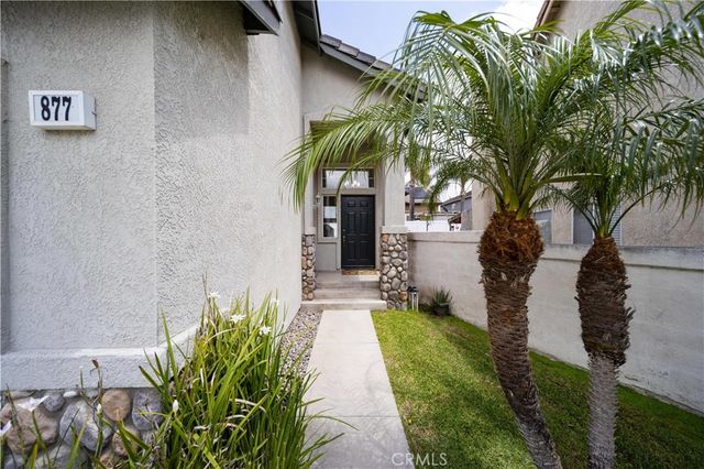 877 Willowcreek, Corona, CA 92878