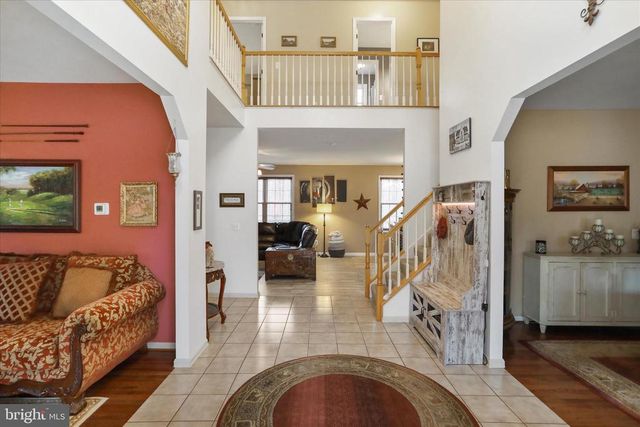 96 CASTLE MOUNTAIN RD, Castleton, VA 22716