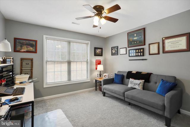 96 CASTLE MOUNTAIN RD, Castleton, VA 22716