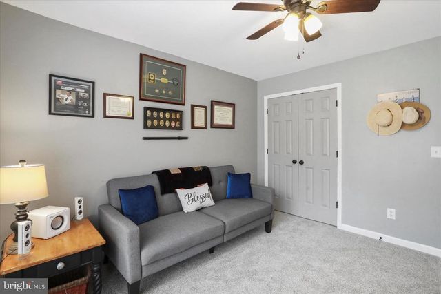 96 CASTLE MOUNTAIN RD, Castleton, VA 22716