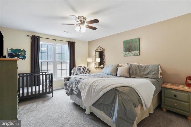 96 CASTLE MOUNTAIN RD, Castleton, VA 22716