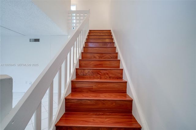 11483 SW 109th RD 2E, Miami, FL 33176