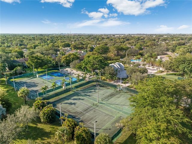 11483 SW 109th RD 2E, Miami, FL 33176