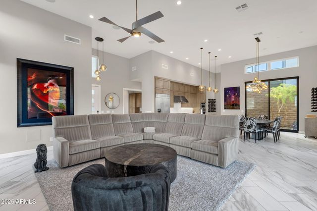 14395 N VALENCIA Drive, Fountain Hills, AZ 85268