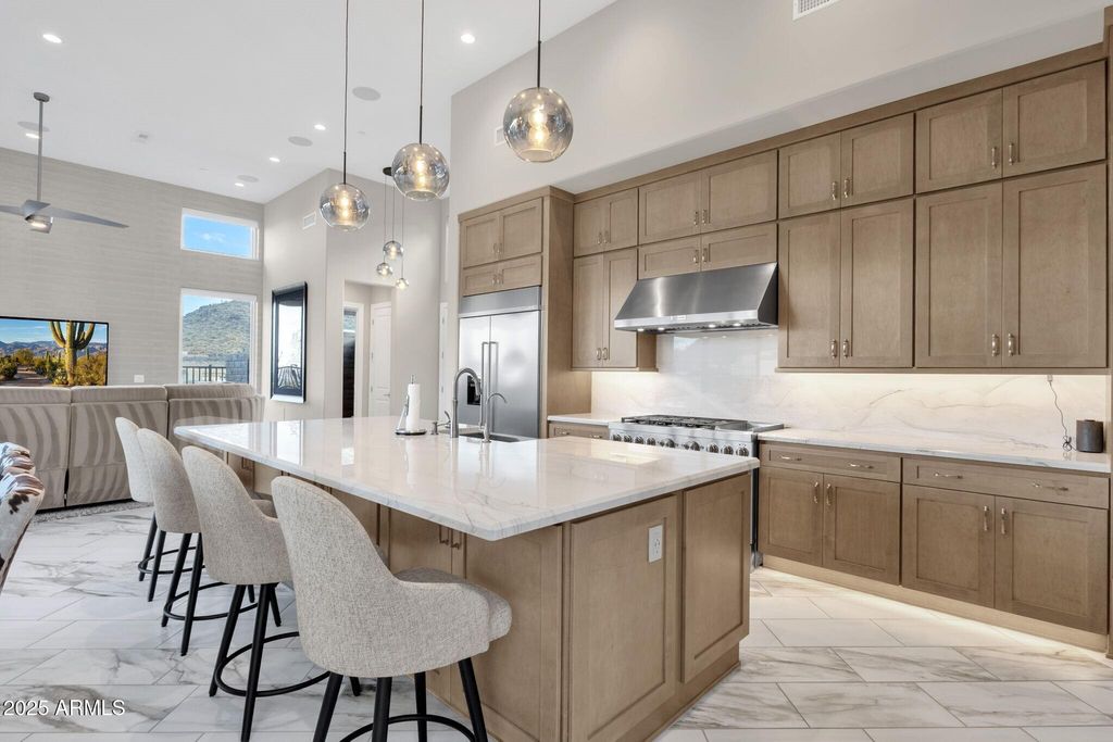 Image 16 of property listing at 14395 N VALENCIA Drive, Fountain Hills, AZ 85268