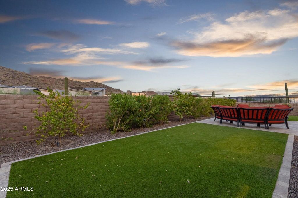 Image 57 of property listing at 14395 N VALENCIA Drive, Fountain Hills, AZ 85268