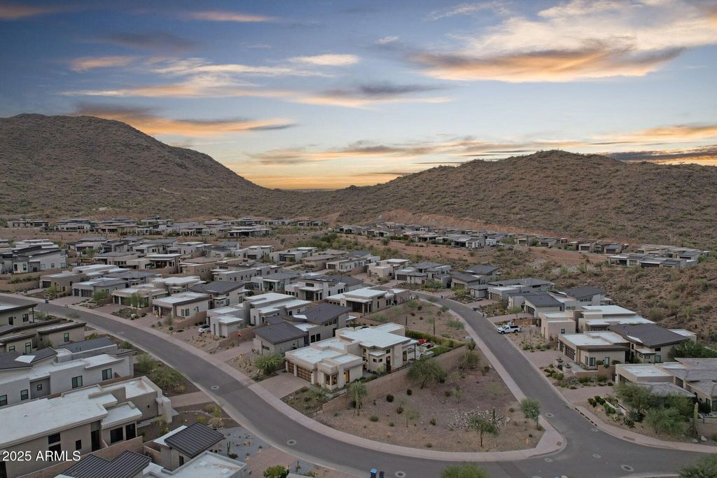 Image 62 of property listing at 14395 N VALENCIA Drive, Fountain Hills, AZ 85268