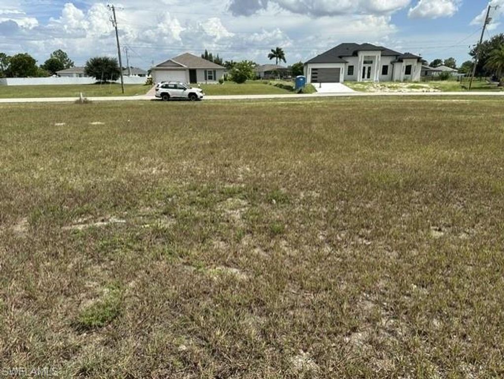 1108 NE 34th TER, CAPE CORAL, FL 33909 — photo 2
