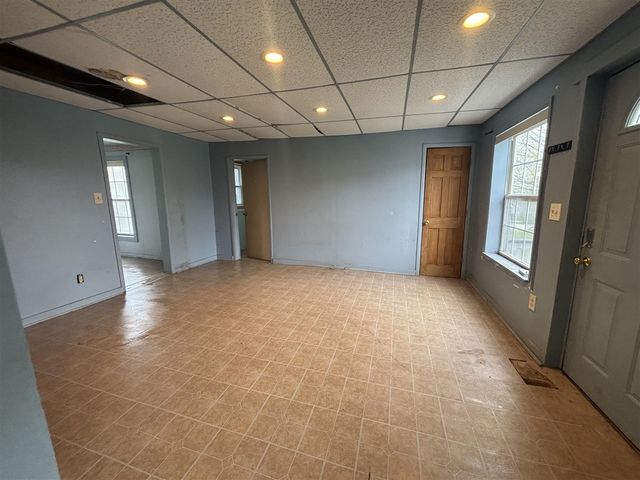 206 E 6th Street, Marion, MI 49665
