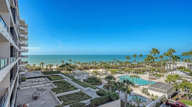 535 SANCTUARY DRIVE A401, Longboat Key, FL 34228