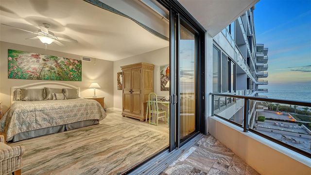 535 SANCTUARY DRIVE A401, Longboat Key, FL 34228