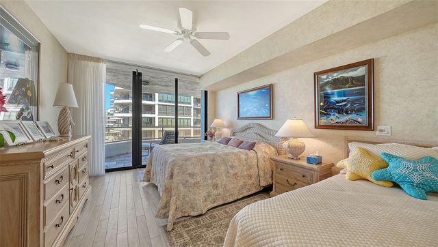 535 SANCTUARY DRIVE A401, Longboat Key, FL 34228