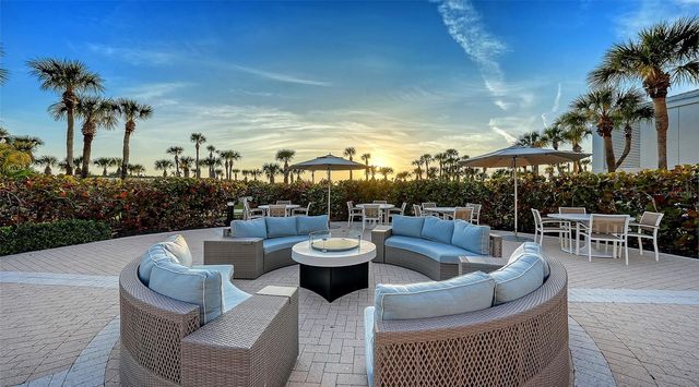 535 SANCTUARY DRIVE A401, Longboat Key, FL 34228