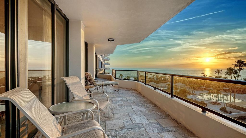 535 SANCTUARY DRIVE A401, Longboat Key, FL 34228