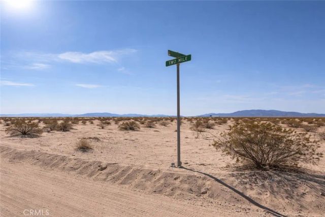 2 Mile, 29 Palms, CA 92277