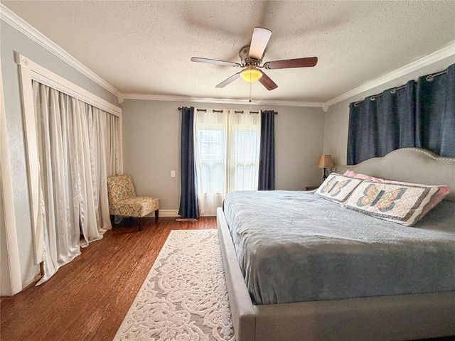 1215 N Walnut Street, Guthrie, OK 73044