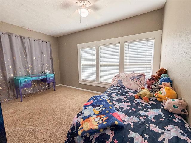 1215 N Walnut Street, Guthrie, OK 73044