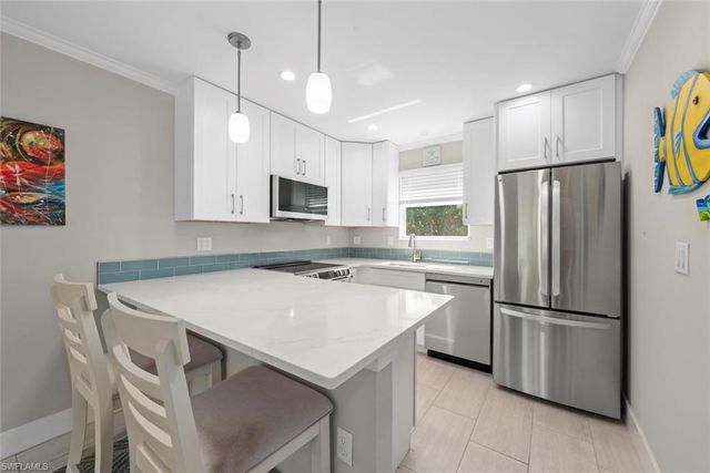 2840 W Gulf DR 25, Sanibel, FL 33957