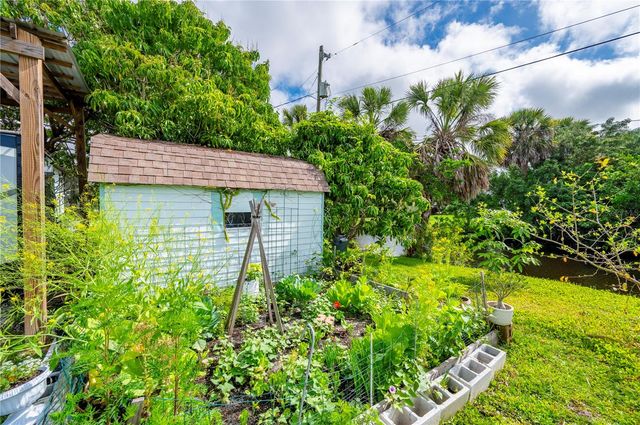 3000 PALM DRIVE, Punta Gorda, FL 33950