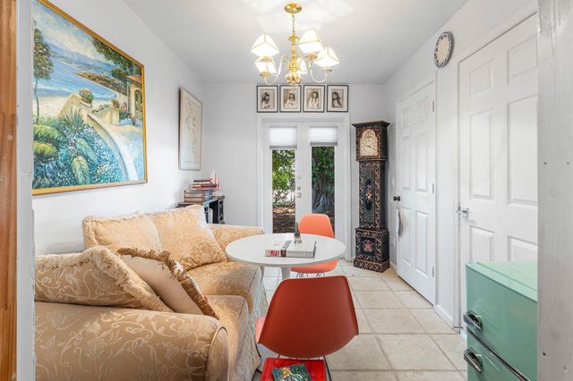 800 Lagoon Lane, Lantana, FL 33462