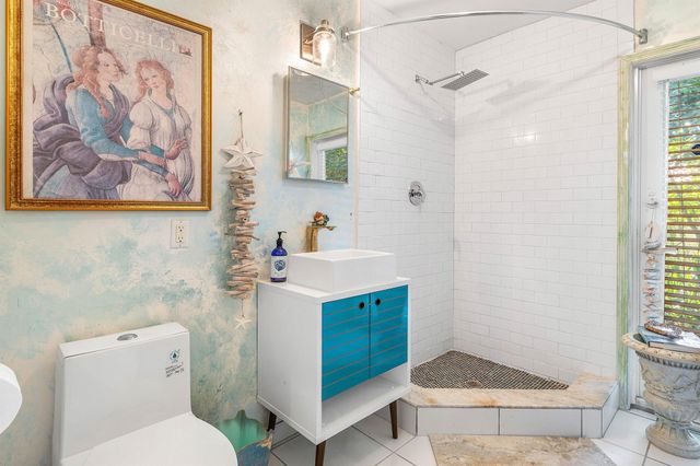 800 Lagoon Lane, Lantana, FL 33462