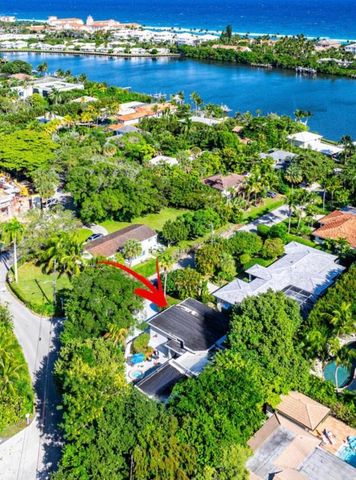 800 Lagoon Lane, Lantana, FL 33462