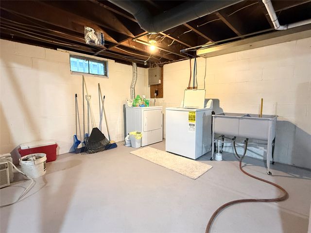 341 W 29TH Street, Erie, PA 16508