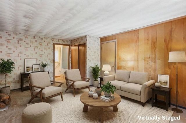 4 Porter Road, Chelmsford, MA 01824