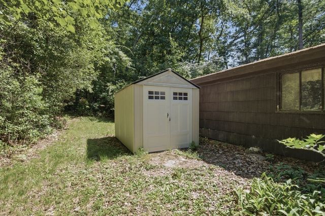 4 Porter Road, Chelmsford, MA 01824