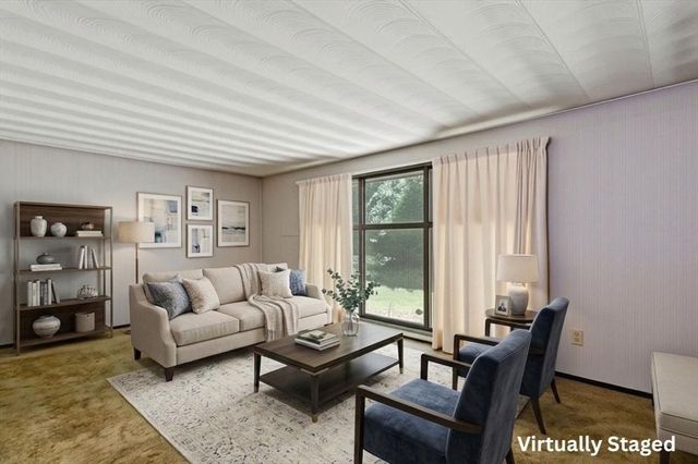 4 Porter Road, Chelmsford, MA 01824