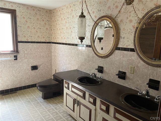 517 Hatherleigh Drive, Geddes, NY 13209