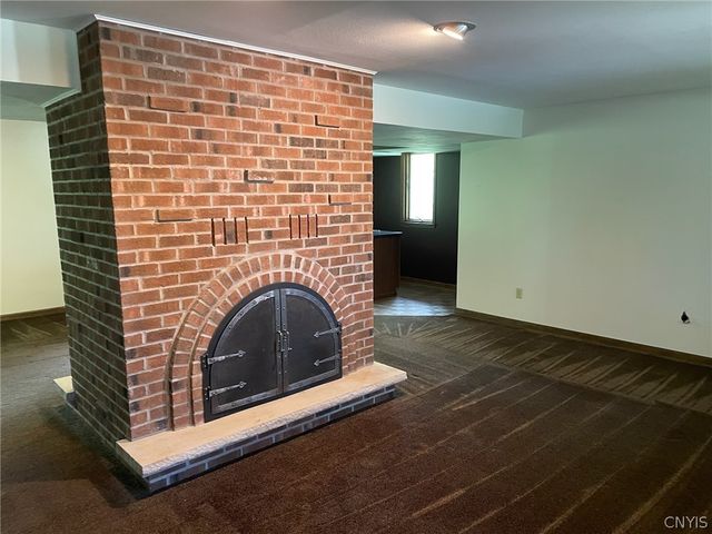 517 Hatherleigh Drive, Geddes, NY 13209