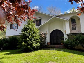 517 Hatherleigh Drive, Geddes, NY 13209