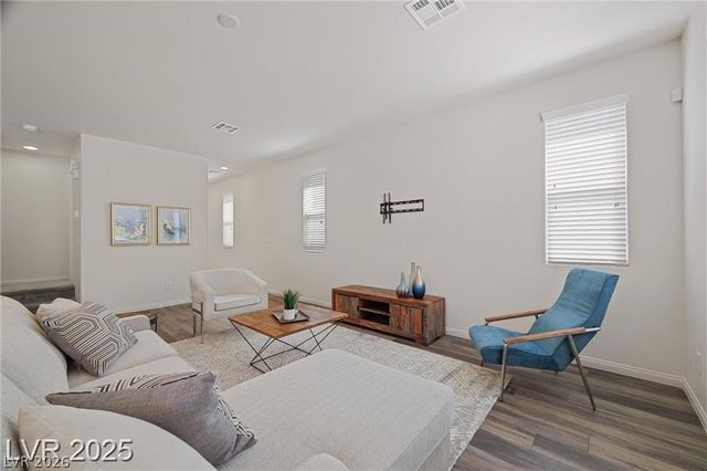 12521 Lylan Ridge Street, Las Vegas, NV 89138