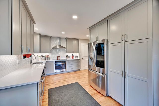 1083 Montague Road, Park Hills, KY 41011