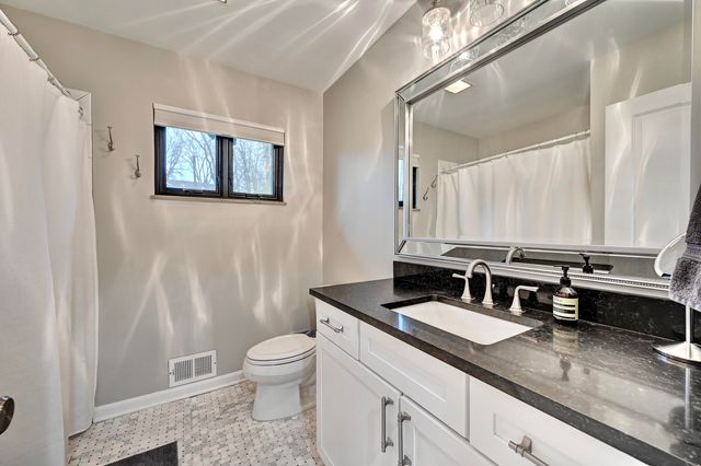 1083 Montague Road, Park Hills, KY 41011