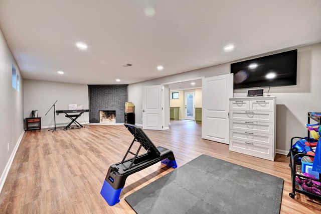 1083 Montague Road, Park Hills, KY 41011