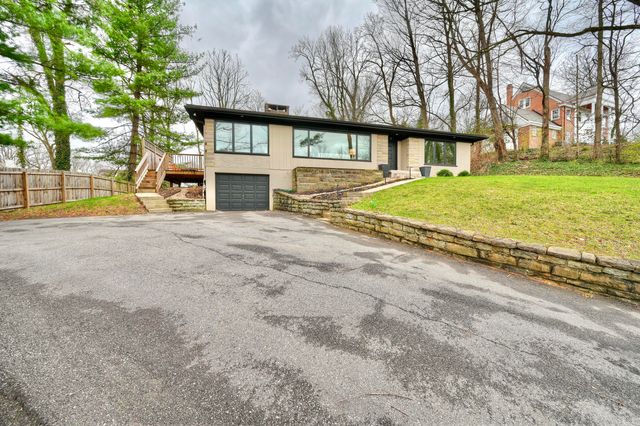 1083 Montague Road, Park Hills, KY 41011