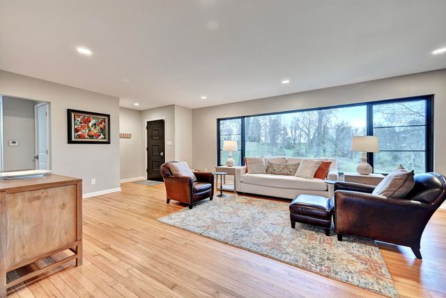 1083 Montague Road, Park Hills, KY 41011