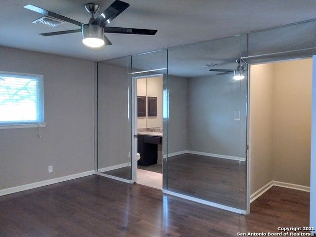 219 Rua De Matta St, San Antonio, TX 78232