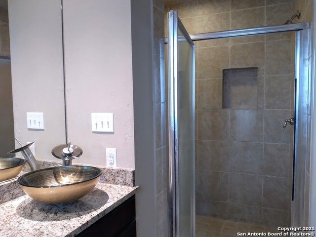 219 Rua De Matta St, San Antonio, TX 78232