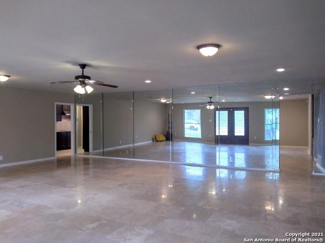 219 Rua De Matta St, San Antonio, TX 78232