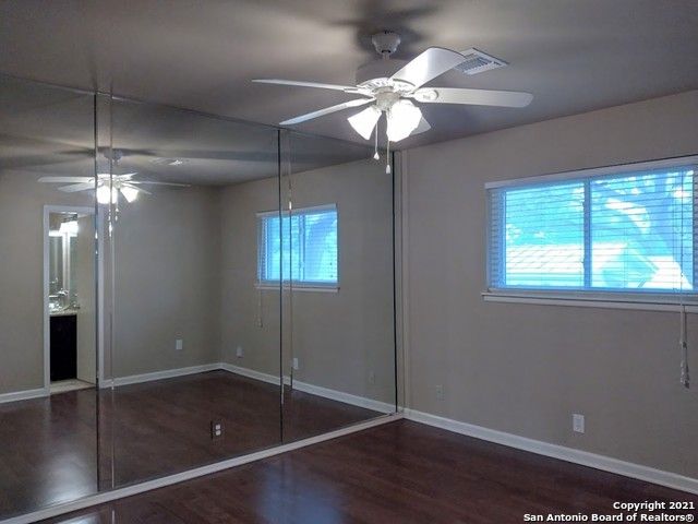 219 Rua De Matta St, San Antonio, TX 78232
