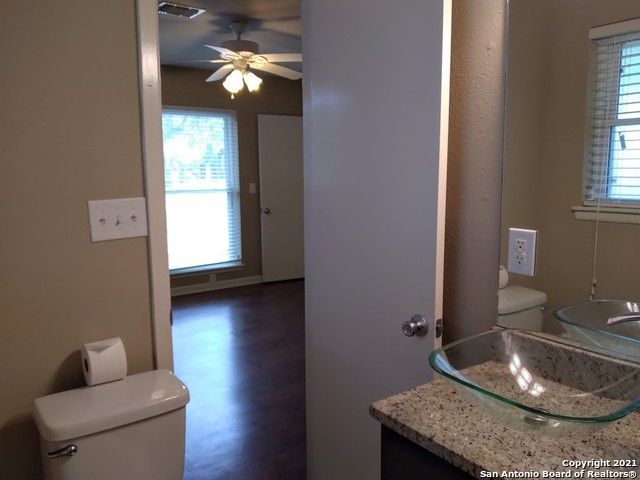 219 Rua De Matta St, San Antonio, TX 78232