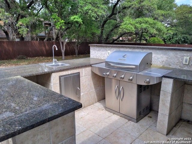 219 Rua De Matta St, San Antonio, TX 78232