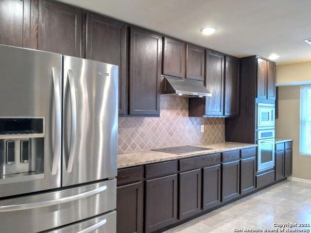 219 Rua De Matta St, San Antonio, TX 78232